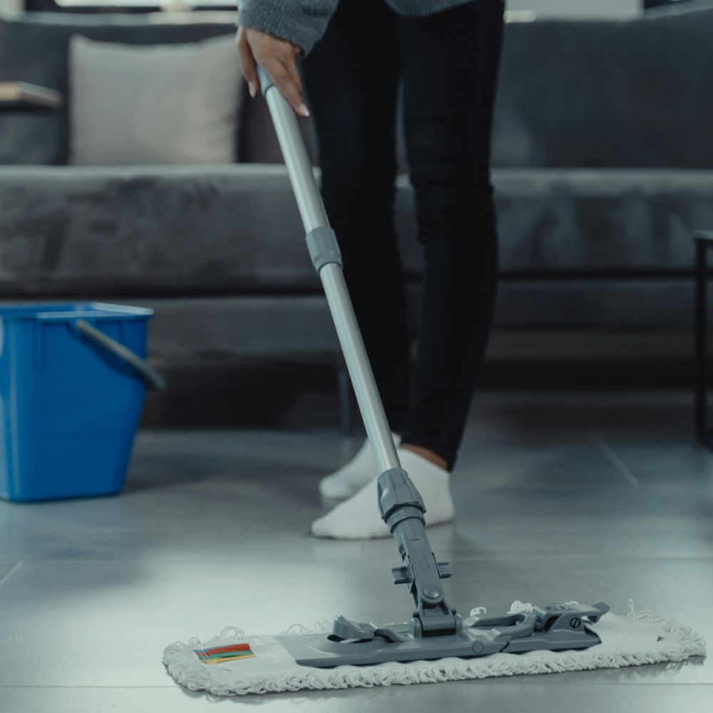 floor-cleaning